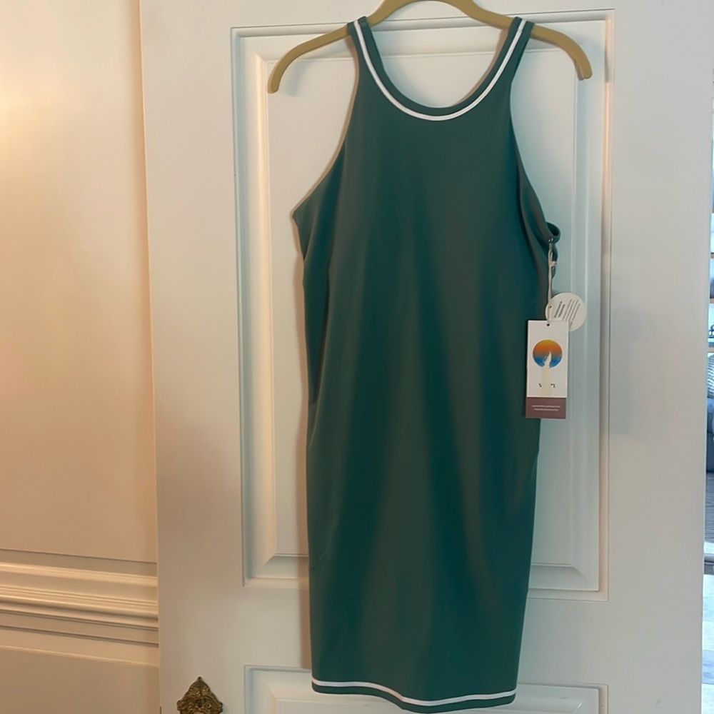 NWT Vuori Volley Dress sz M